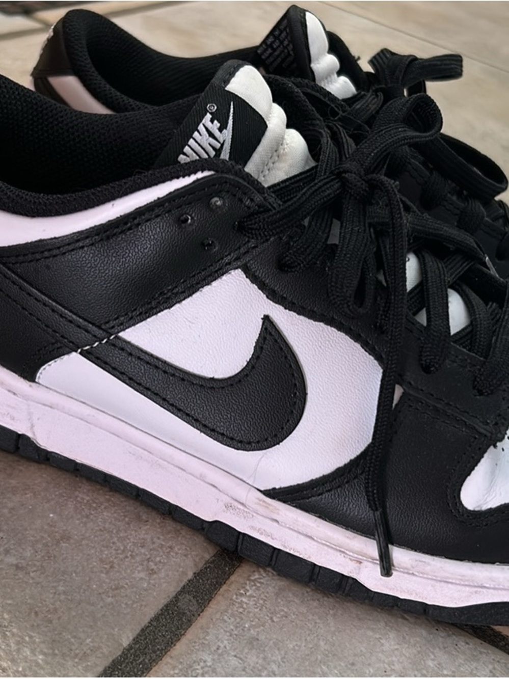 Nike panda Women's Black and White Low-Top Sneakers - Classic Swoosh